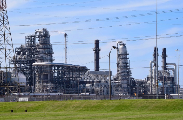 BP Whiting, IN Refinery Infrastructure and $3 Billion TarSands Addition